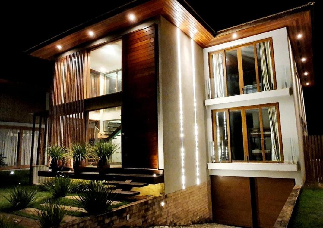 6 Suítes Com Sofisticação E Conforto Na Do Forte! Villa